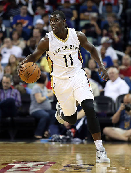 关于里程碑夜！新奥尔良鹈鹕复出首秀；西甲窗口期刷纪录；压力陡增；团队化学反应显著的信息