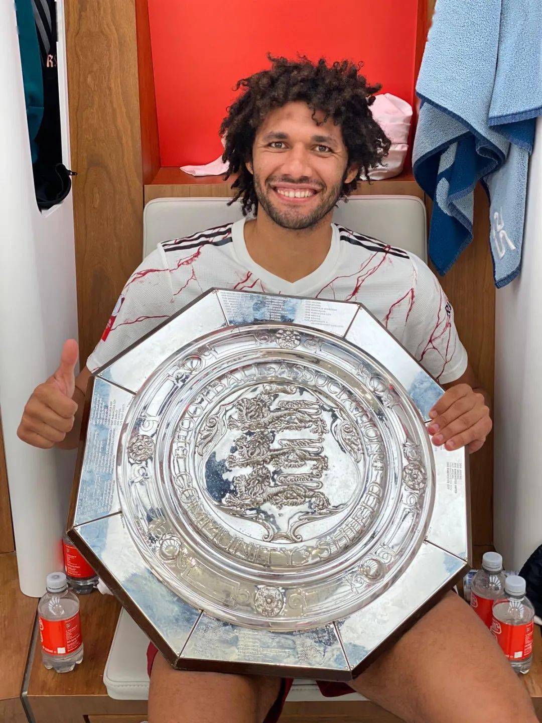 九游官网-社区盾关键时刻再迎强敌，尼斯官宣签约，主帅态度：态度坚定，纪律约束更严格的简单介绍