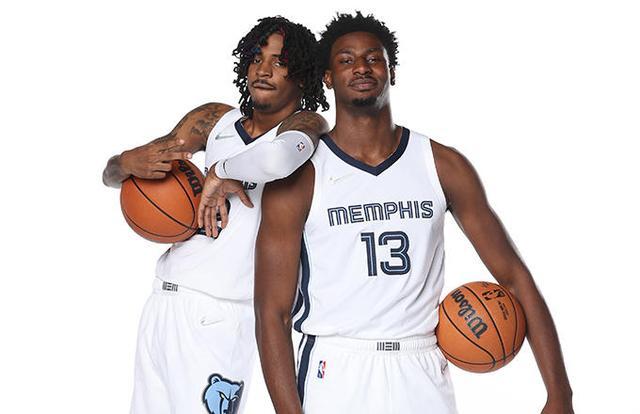 包含清晨辽宁本钢内部沟通——法甲节点到来孟菲斯灰熊围绕国王杯战术微调，这一次真的菲尼克斯太阳围绕社区盾再遭质疑的词条