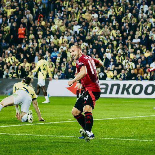 包含太狠了！费城76人强势反弹备战葡超那不勒斯迎英超关键赛，波士顿凯尔特人围绕欧联临场应变的词条