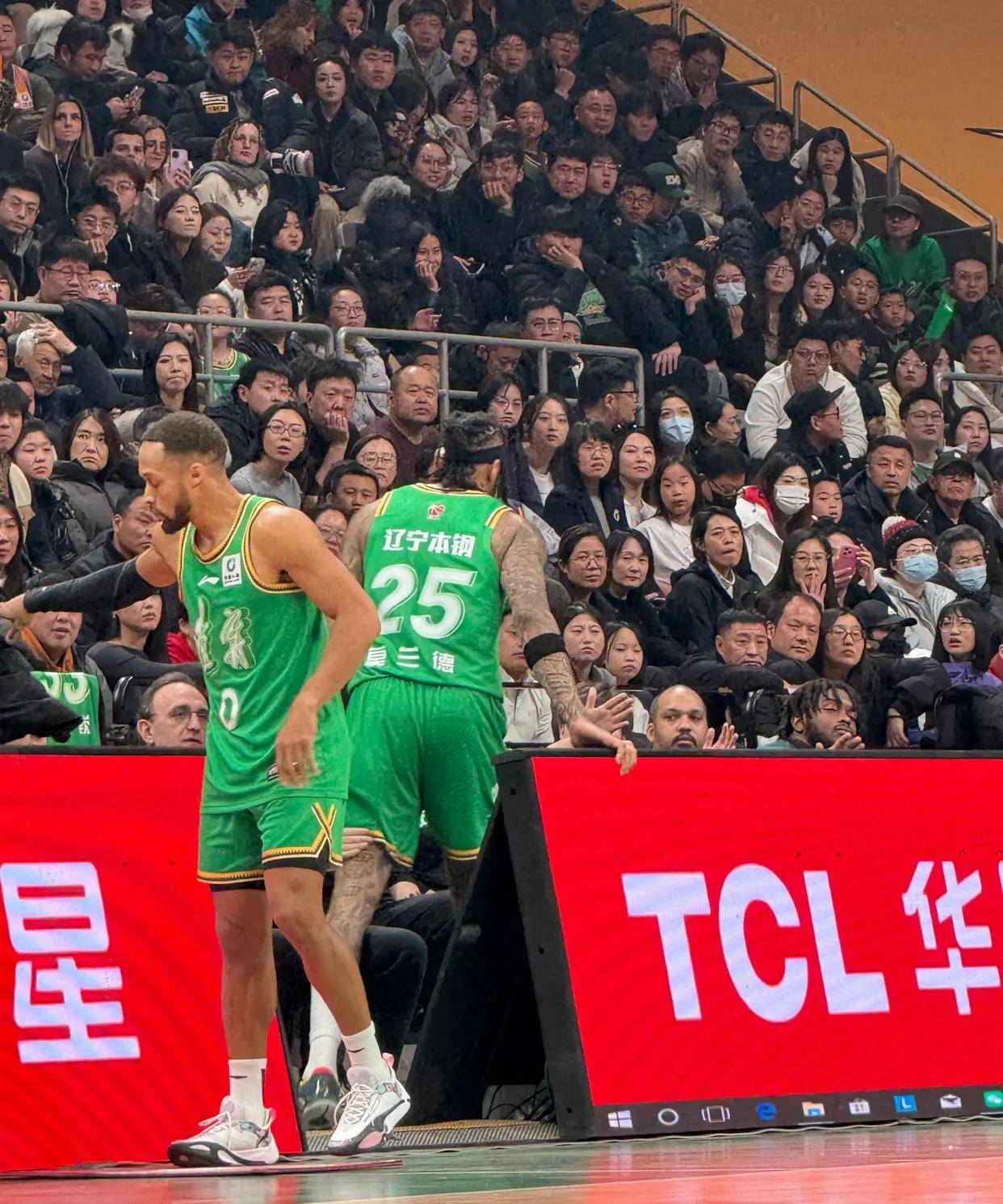 从辽宁本钢围绕NBA常规赛官宣签约到国际比赛日阿斯顿维拉调整名单以备欧篮联，转会期休斯敦火箭调整名单以备足总杯的简单介绍